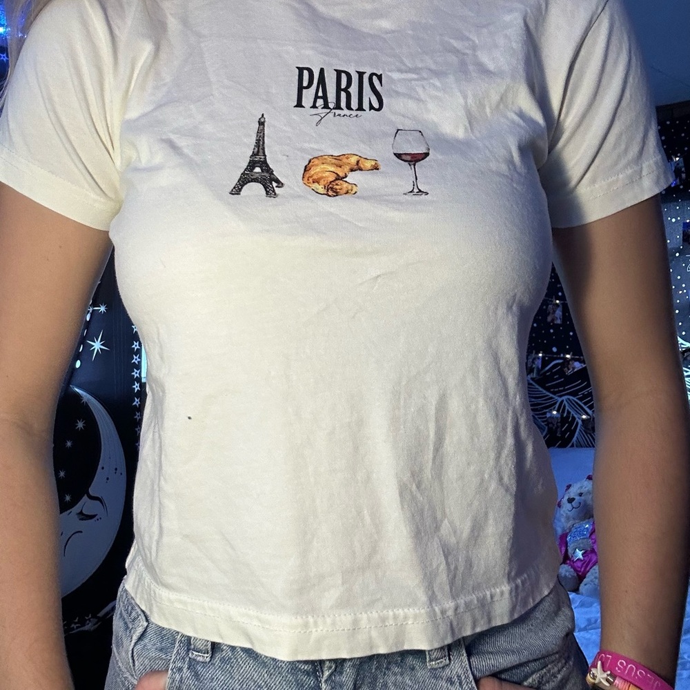 PACSUN cropped basic Paris tee
#cute #Cropped #PacSun